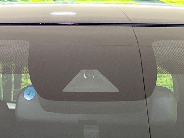 �y�g���^�Z�[�t�e�B�Z���X�z���s���ɑO���̎ԗ�����F�����A�Փ˂������Ȏ��͌x��ƃu���[�L�ŏՓˉ���Ɣ�Q�y�����A�V�X�g�B�����S�Ƀh���C�u�����y���݂��������܂��B