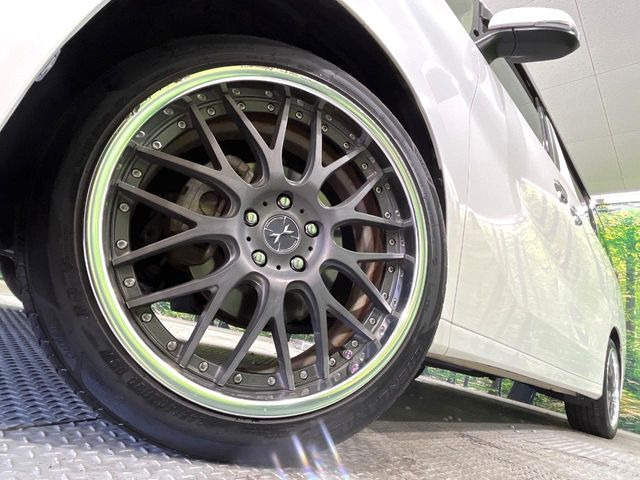 �y20�C���`�A���~�z�C�[���z�O�ςɃ}�b�`�����A���~�z�C�[���𑕒����Ă���܂��B�e��A���~�z�C�[����A�X�^�b�h���X�^�C�����戵�����Ă���܂��B���񂲑��k����������