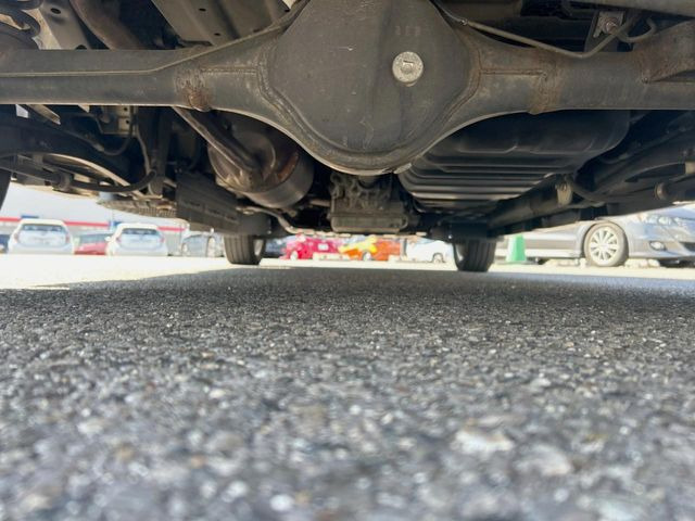 ����肪���ꂢ�Ȃ����ɁA�h�K���H�̎{�H���I�X�X���B�~��n��͂������A���ݕ��ɂ��Z���̕���A��Ń}�����E�E�B���^�[�X�|�[�c���������ɂ��D�]���������Ă���܂��B