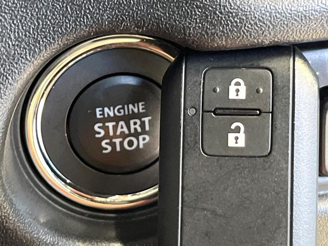 �y�L�[���X�X�^�[�g�V�X�e���z�J�o����|�P�b�g�ɓ��ꂽ�܂܂ł��h�A�̎{���E�������\�ȃX�}�[�g�L�[�𑕔��B�G���W���̃I���E�I�t�����J�M�����o���K�v����������Ƃ��Ă��֗��ł���