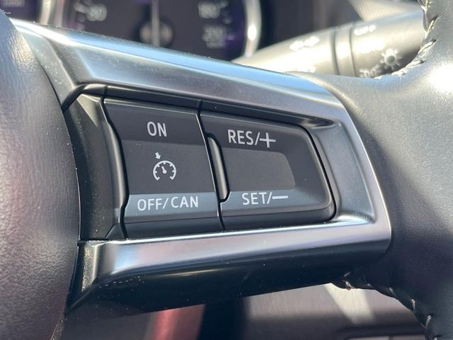 �y�N���[�Y�R���g���[���z�������H�����N���N���s�B�A�N�Z���𗣂��Ă���葬�x�ő��s���ł��A�������^�]���̕��S���y��!�����E�������ȒP�ȃX�C�b�`����Œ����ł��܂��B