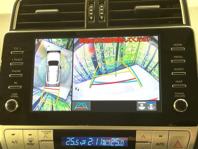 �y�p�m���~�b�N�r���[���j�^�[�z��p�̃J�����ɂ��A�ォ�猩���낵���悤�Ȏ��_��360�x�N���}�̎��͂��m�F���邱�Ƃ��ł��܂������p�������m�F���₷���A�����ꏊ�ł̐؂�Ԃ��⒓�Ԃ��X���[�Y�ɍs���܂��B