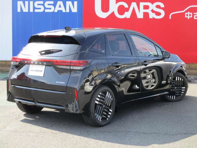 ノートオーラ1.2 G レザーエディション