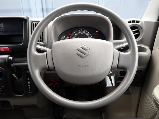 �X�e�A�����O�͂ƂĂ����ꂢ�ȏ�Ԃł��B