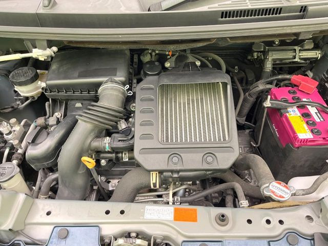 親切・丁寧な専門メカニックスタッフが応対!・車検・点検整備・事故等の修理などアフターサービスも安心。お車のカスタマイズもネクステージのサービススタッフまでご相談ください!