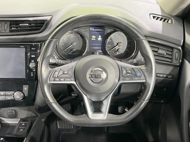 �y�����v�����X�e�A�����O�z�㎿�Ȋv���g�p���邱�ƂŁA��ɂ����������݂ƂĂ��^�]���₷���n���h���ł���