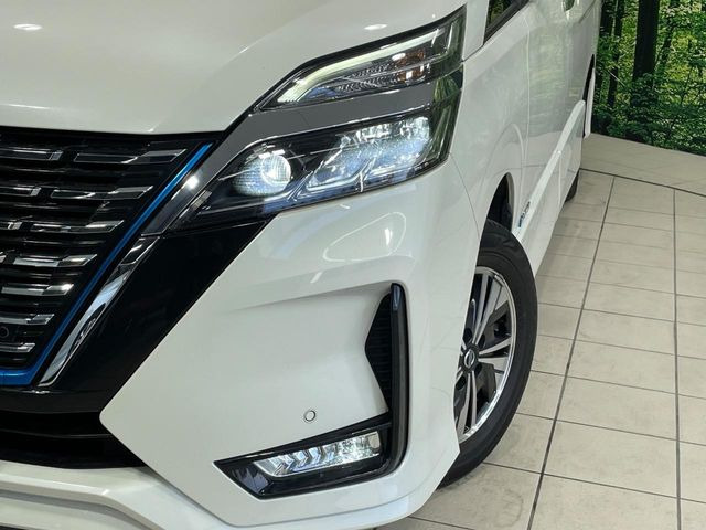 �yLED�w�b�h���C�g�z���V����ԑ��s�����ǍD�Ȏ��E���m�ۂ����S���ĉ^�]�ł��鍂�P�xLED�w�b�h���C�g�𑕔�!�_�����x�������A����d�͂��}�����Ă��܂��B