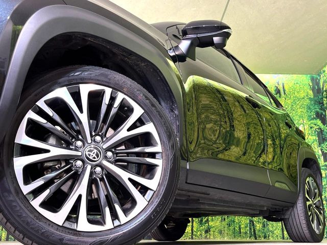 �y����18�C���`�A���~�z�C�[���z�O�ςɃ}�b�`���������A���~�z�C�[���𑕒����Ă���܂��B�e��ЊO�A���~�z�C�[����A�X�^�b�h���X�^�C�����戵�����Ă���܂��B���񂲑��k����������