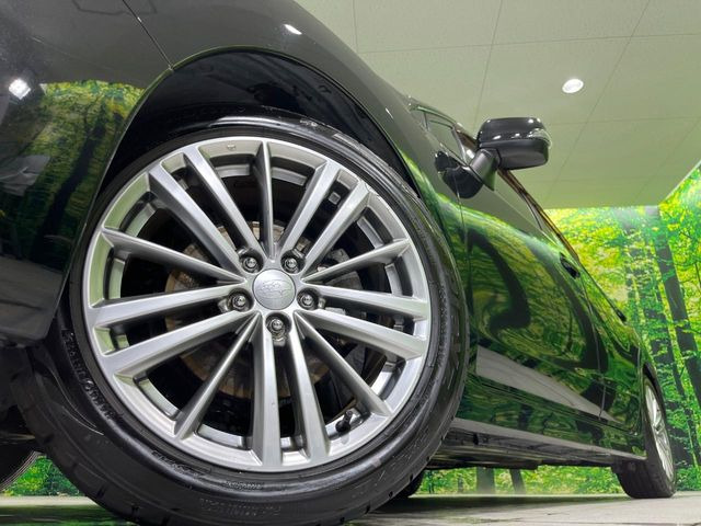 �y����17�C���`�A���~�z�C�[���z�O�ςɃ}�b�`���������A���~�z�C�[���𑕒����Ă���܂��B�e��ЊO�A���~�z�C�[����A�X�^�b�h���X�^�C�����戵�����Ă���܂��B���񂲑��k����������