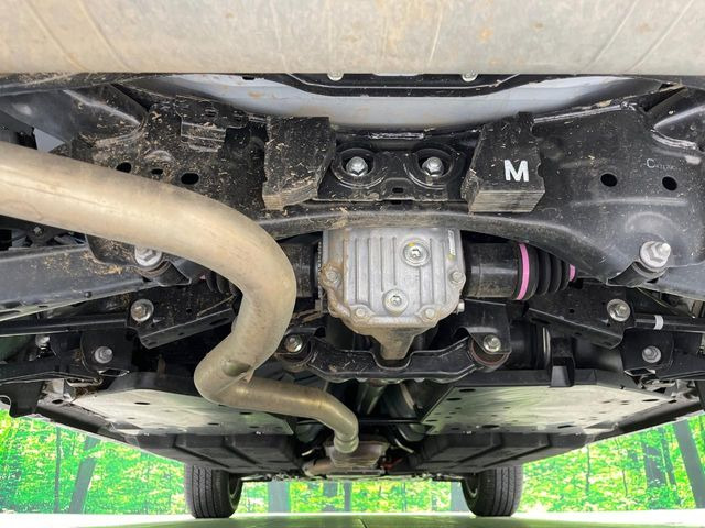 下回りがきれいなうちに、防錆加工の施工がオススメ。降雪地域はもちろん、沿岸部にお住いの方や、趣味でマリン・ウィンタースポーツをされる方にご好評いただいております。