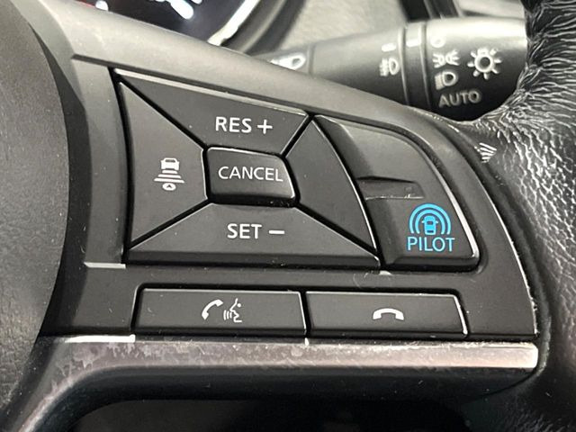 �y�v���p�C���b�g�z�������H�ł̒��������s���y��!!�a�؎��Ə��񑖍s�̃V�[���ŁA�A�N�Z���E�u���[�L�E�X�e�A�����O�������Ő��䂵�A�������^�]�̕��S���y�����Ă���܂���