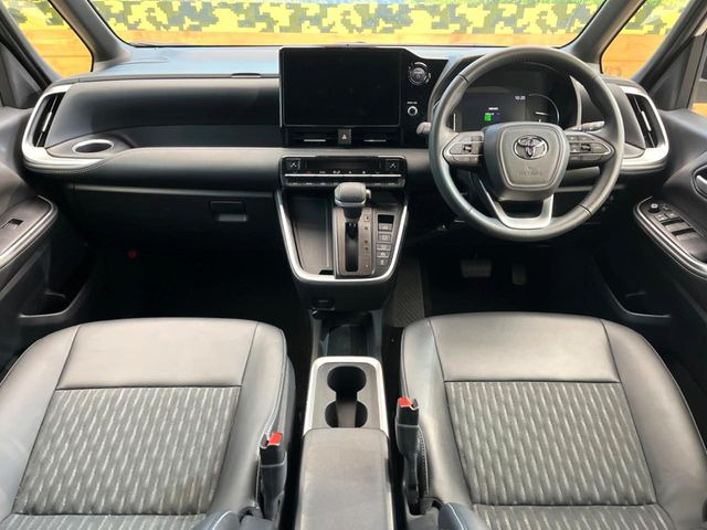 ノア1.8 ハイブリッド S-Z