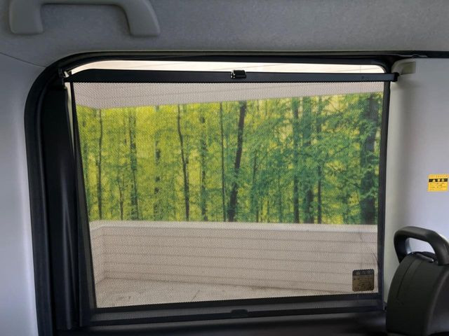 �y���[���V�F�[�h�z��������ԊO����̌���ῂ����Ƃ��ɃT�b�ƈ����o���Ďg����A���[���i�[�^�C�v�̃T���V�F�[�h�𑕔��B��Ȃɏ�������q�l���E�g�E�g�����������ȂǁA���Ђ����p����������