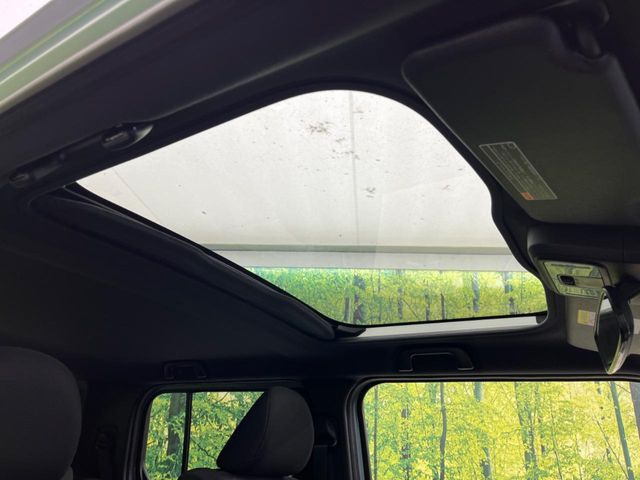 �y�K���X���[�t�z�K���X���[�t���ڂŎԓ��̉��������C�ɃA�b�v!�J���I�ȃh���C�u�����y���݂��������܂��B