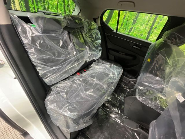 ���i���ȃI���W�i���t���A�}�b�g���I�v�V�����ɂĂ��p�ӂ��Ă���܂��B���D���ȃf�U�C����J���[�����Ԃɍ��킹�đI��ł����������Ƃ��ł��܂���