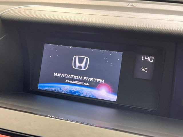 �y�����i�r�z�l�C�̏����i�r�𑕔����Ă���܂��B�i�r�̎g���₷���͂������A�I�[�f�B�I�@�\���[��!�L�����v�◷�s�͂������A�ʋ΂┃�����ȂǕ��i�̃h���C�u���y�����Ȃ�͂���