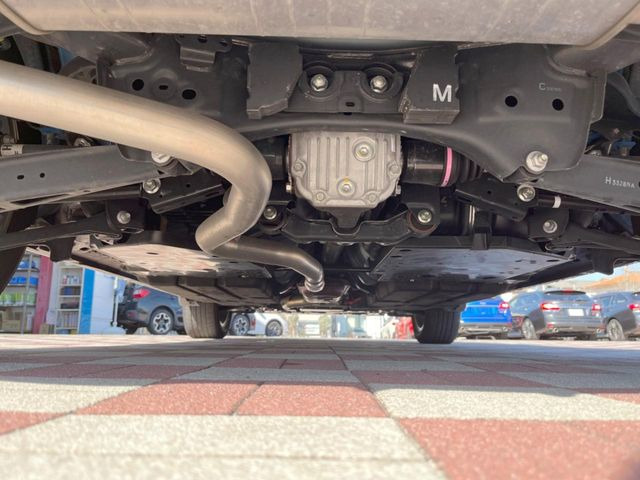 下回りがきれいなうちに、防錆加工の施工がオススメ。降雪地域はもちろん、沿岸部にお住いの方や、趣味でマリン・ウィンタースポーツをされる方にご好評いただいております。