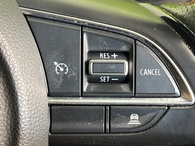 �y�N���[�Y�R���g���[���z�������H�����N���N���s�B�A�N�Z���𗣂��Ă���葬�x�ő��s���ł��A�������^�]���̕��S���y��!�����E�������ȒP�ȃX�C�b�`����Œ����ł��܂��B