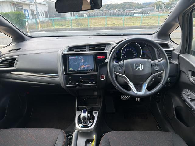 フィット1.5 ハイブリッド Sパッケージ