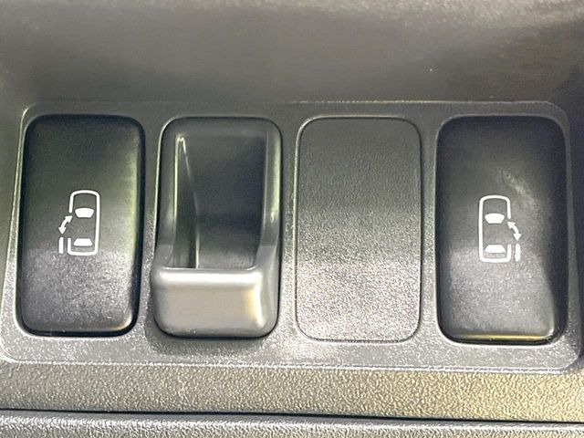 �y�����p���[�X���C�h�h�A�z�X�}�[�g�L�[��^�]�Ȃ̃X�C�b�`�Ō�ȗ����X���C�h�h�A�̊J���\���d��������͂����ăh�A���J����K�v�������A�����Ȃ��q�l�ł��ȒP�ɊJ���߂ł����K�ł���