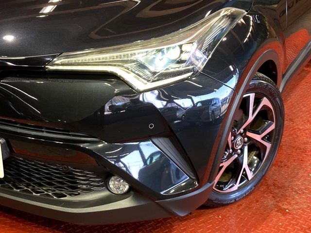 �yLED�w�b�h���C�g�z���V����ԑ��s�����ǍD�Ȏ��E���m�ۂ����S���ĉ^�]�ł��鍂�P�xLED�w�b�h���C�g�𑕔�!�_�����x�������A����d�͂��}�����Ă��܂��B