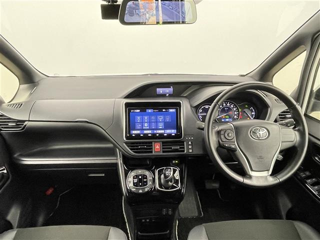 ノア1.8 ハイブリッド Si