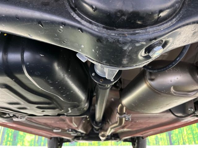 下回りがきれいなうちに、防錆加工の施工がオススメ。降雪地域はもちろん、沿岸部にお住いの方や、趣味でマリン・ウィンタースポーツをされる方にご好評いただいております。