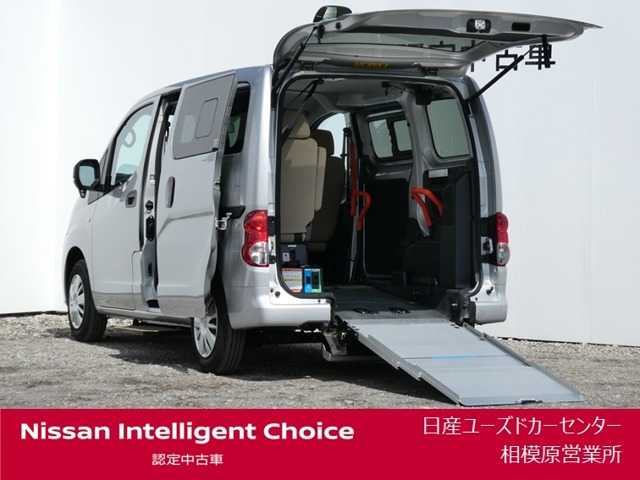 NV200バネットバン1.6 チェアキャブ 車いす2名仕様
