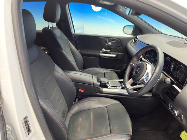 ���V�[�g�̎g�p��:�j��E�ւ�������Ȃ��A�����̒ʂ肫�ꂢ�ȏ�Ԃ��ێ����Ă���܂��B�܂��A�����N���[�j���O�E�R�[�e�B���O�����p�����������܂��B