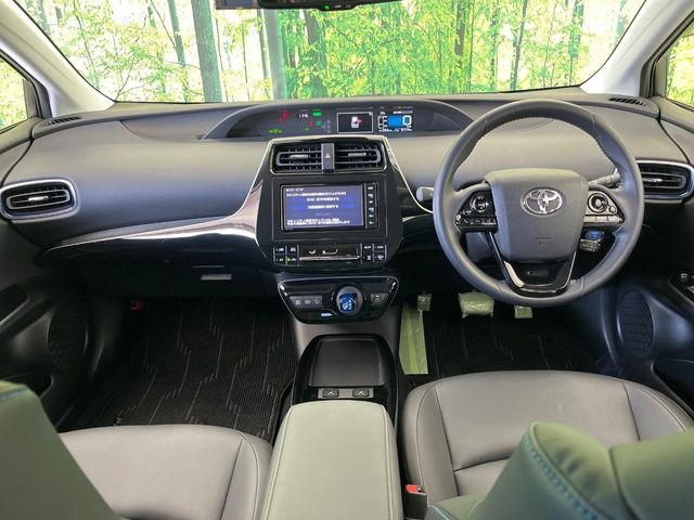 プリウス1.8 A ツーリングセレクション