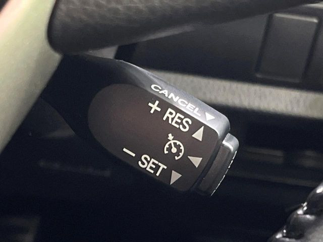 �y�N���[�Y�R���g���[���z�������H�����N���N���s�B�A�N�Z���𗣂��Ă���葬�x�ő��s���ł��A�������^�]���̕��S���y��!�����E�������ȒP�ȃX�C�b�`����Œ����ł��܂��B