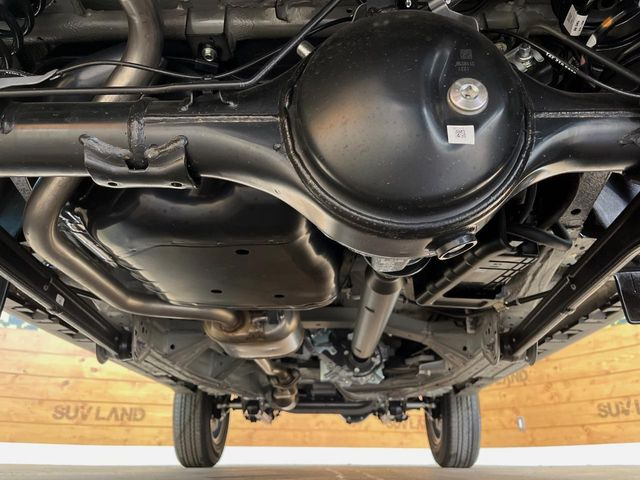 ����肪���ꂢ�Ȃ����ɁA�h�K���H�̎{�H���I�X�X���B�~��n��͂������A���ݕ��ɂ��Z���̕���A��Ń}�����E�E�B���^�[�X�|�[�c���������ɂ��D�]���������Ă���܂��B