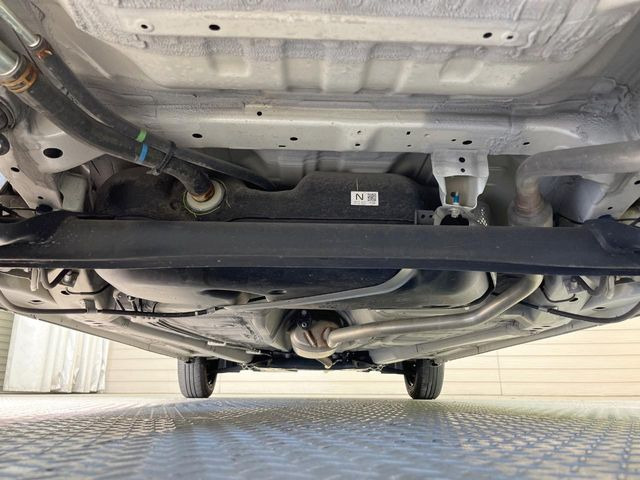 ����肪���ꂢ�Ȃ����ɁA�h�K���H�̎{�H���I�X�X���B�~��n��͂������A���ݕ��ɂ��Z���̕���A��Ń}�����E�E�B���^�[�X�|�[�c���������ɂ��D�]���������Ă���܂��B