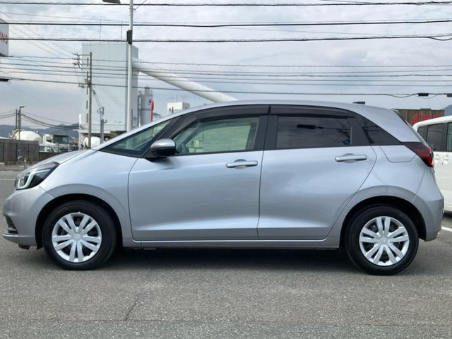 フィット1.5 e:HEV ベーシック