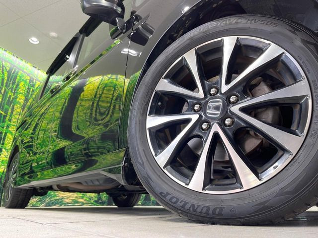 �y����17�C���`�A���~�z�C�[���z�O�ςɃ}�b�`���������A���~�z�C�[���𑕒����Ă���܂��B�e��ЊO�A���~�z�C�[����A�X�^�b�h���X�^�C�����戵�����Ă���܂��B���񂲑��k����������