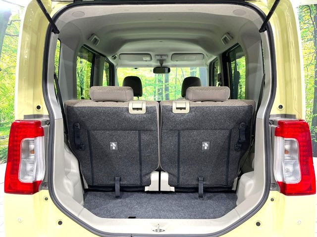 ���i�̂���������ʋ΁A���}���ɏ\���ȉ׎��X�y�[�X���m�ۂ��Ă���܂��B�Z�J���h�V�[�g��|���ƁA�傫�ȉו��̐ύڂ��\�ł���