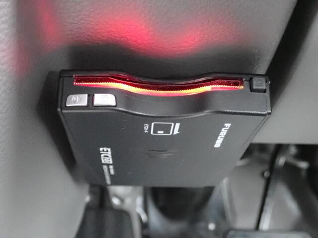 ETC���������Ă��܂��B�m���X�g�b�v�ŗ�������ʉ߂ł��܂��B���ꂵ�������ł���ˁB