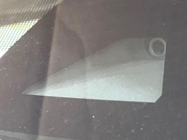 �y�g���^�Z�[�t�e�B�Z���X�z���s���ɑO���̎ԗ�����F�����A�Փ˂������Ȏ��͌x��ƃu���[�L�ŏՓˉ���Ɣ�Q�y�����A�V�X�g�B�����S�Ƀh���C�u�����y���݂��������܂��B