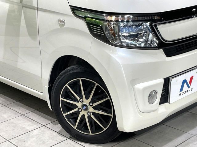 �yLED�w�b�h���C�g�z���V����ԑ��s�����ǍD�Ȏ��E���m�ۂ����S���ĉ^�]�ł��鍂�P�xLED�w�b�h���C�g�𑕔�!�_�����x�������A����d�͂��}�����Ă��܂��B