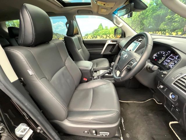 �^�]�ȃV�[�g���͎g�p�������Ȃ��A�ǍD�ȏ�ԂƂȂ��Ă��܂��B���J�Ɏg���Ă������Ƃ��悭�킩��܂��ˁB