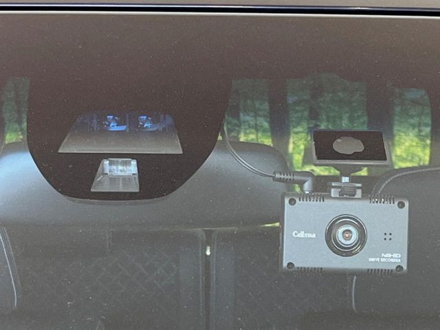 �y�V�e�B�u���[�L�A�N�e�B�u�V�X�e���z�ᑬ���s���ɑO���̎ԗ�����F�����A�Փ˂������Ȏ��͌x��ƃu���[�L�ŏՓˉ���Ɣ�Q�y�����A�V�X�g�B�����S�Ƀh���C�u�����y���݂��������܂��B