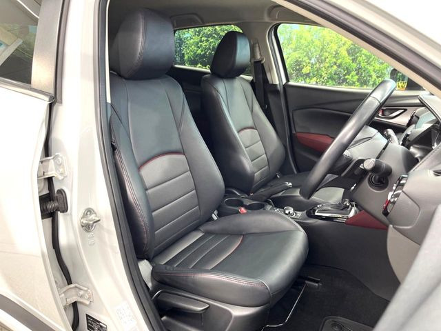 �y���烌�U�[�V�[�g�z����̂ӂ���肪�e�ՂŃ����e�i���X�����ȒP�ȁA�@�\���ɗD��鍇����v���̗p�����㎿�ȃV�[�g�ł��B����S�n���悭�A���������ӂ��S�n�ǂ��ԓ���Ԃ����o���Ă���܂��B