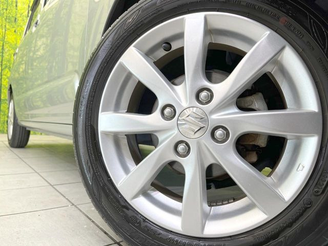 �y����14�C���`�A���~�z�C�[���z�O�ςɃ}�b�`���������A���~�z�C�[���𑕒����Ă���܂��B�e��ЊO�A���~�z�C�[����A�X�^�b�h���X�^�C�����戵�����Ă���܂��B���񂲑��k����������