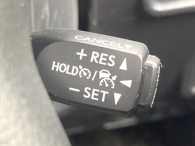 �y���[�_�[�N���[�Y�R���g���[���z�������H�ł̒��������s���y��!!�����ő��x��ۂN���[�Y�R���g���[�����A�Փˌy���V�X�e���ƘA�g���A�O���̎ԗ������m���ĎԊԂ�ۂ悤�ɑ��x���߂��Ă���܂�!!