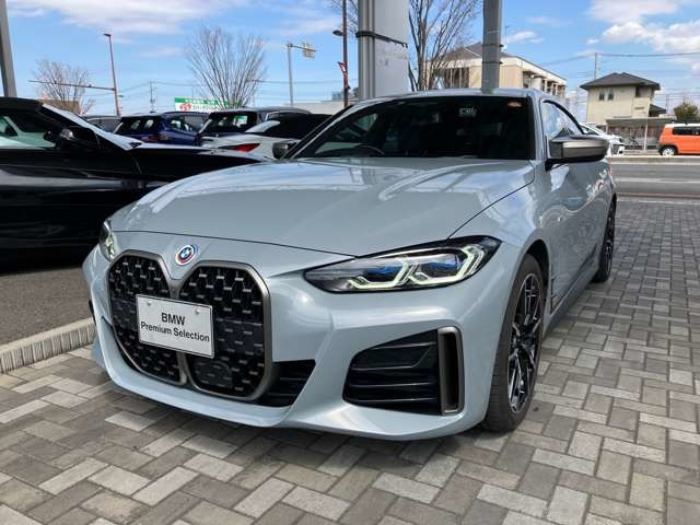 4シリーズグランクーペM440i xドライブ 4WD
