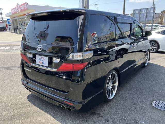 ���Ɏ��ɑ��s�`�F�b�N���s���Ă���A�[�ԑO�ɂ̓f�B�[���[�ɂē_�����������{������Ŕ[�Ԃ����Ă��������܂��̂ł����S���������B