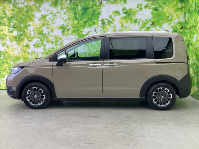 フリード1.5 クロスター