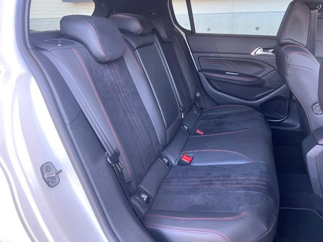 ���㕔���Ȃ��C�ɂȂ�悤�ȃL�Y�E�����ւ��蓙�A�傫�ȃ_���[�W�͂Ȃ��A�ǍD�ȏ�Ԃł��B