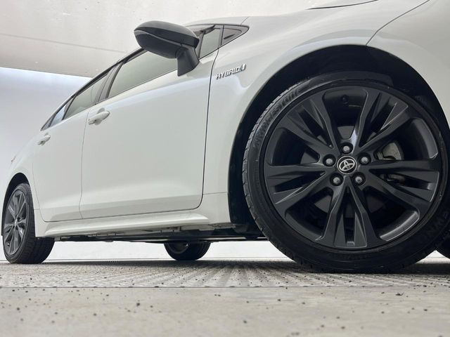 �y����17�C���`�A���~�z�C�[���z�O�ςɃ}�b�`���������A���~�z�C�[���𑕒����Ă���܂��B�e��ЊO�A���~�z�C�[����A�X�^�b�h���X�^�C�����戵�����Ă���܂��B���񂲑��k����������