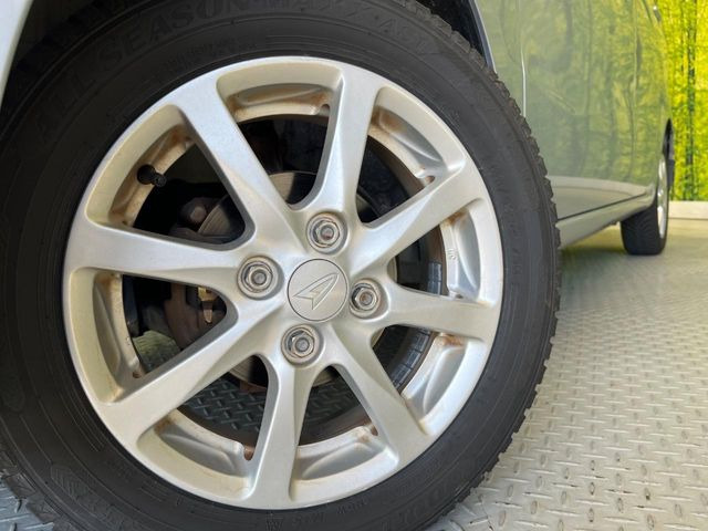 �y����14�C���`�A���~�z�C�[���z�O�ςɃ}�b�`���������A���~�z�C�[���𑕒����Ă���܂��B�e��ЊO�A���~�z�C�[����A�X�^�b�h���X�^�C�����戵�����Ă���܂��B���񂲑��k����������